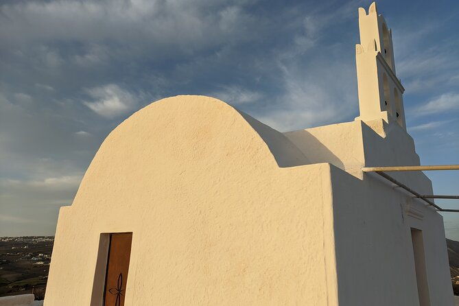 santorinis-story-insta-and-tiktok-experience-private-tour