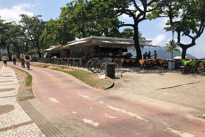 santos-walk-the-largest-beach-garden-in-the-world