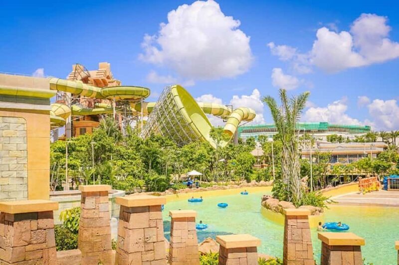 Sanya: Atlantis Water Park and Yacht Sailing Day Trip - Sanya: Atlantis Water Park and Yacht Sailing Day Trip