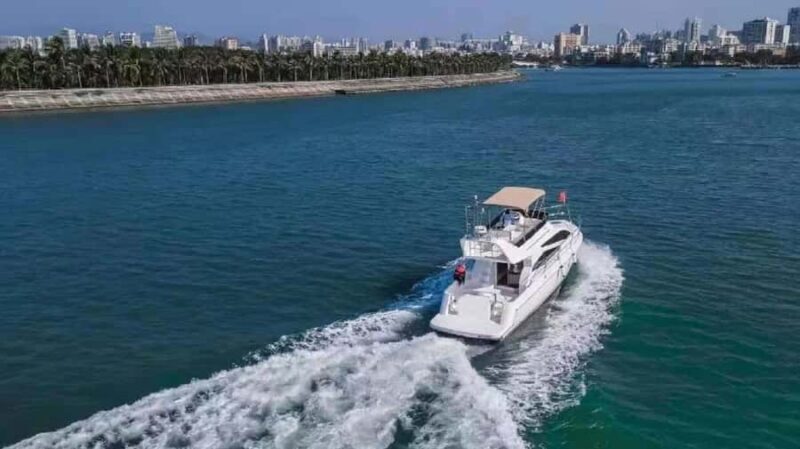 Sanya: Atlantis Water Park and Yacht Sailing Day Trip - What Reviewers Have Said