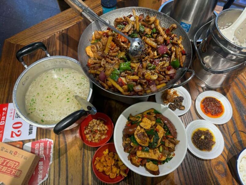 Sanya: Guided Evening Food Tour with Local Guide - Key Points