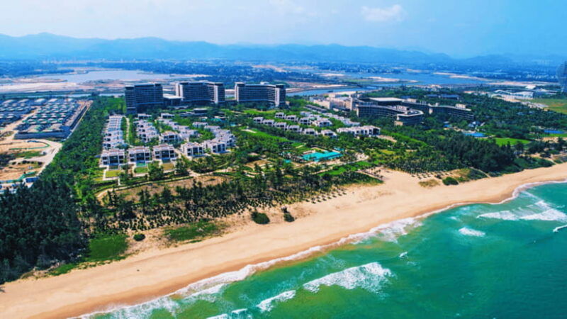 sanya-helicopter-tour-over-haitang-bay-with-atlantis-views