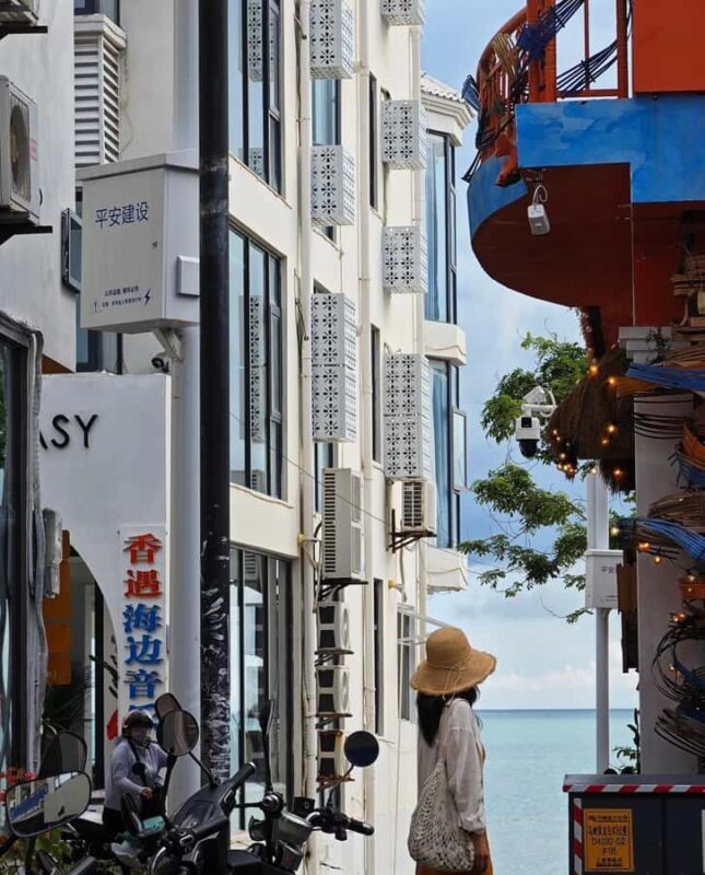 Sanya: Nanshan Scenic Area & Yazhou Ancient City Tour - Analyzing the Value