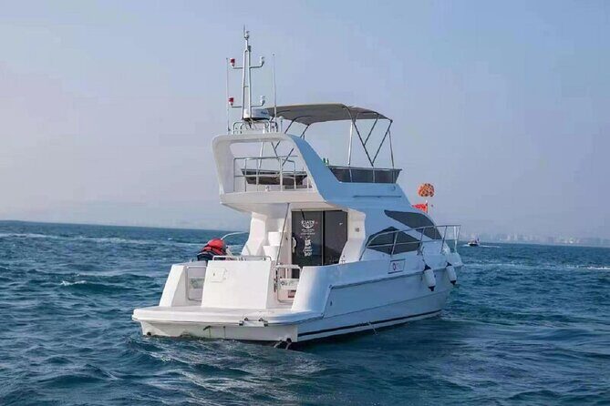 Sanya: The Lost World Aquarium and Yacht Cruise (Private Tour) - Key Points