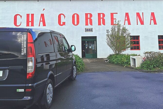 sao-miguel-azores-private-tour-in-an-8-seater-van-exclusively-for-you