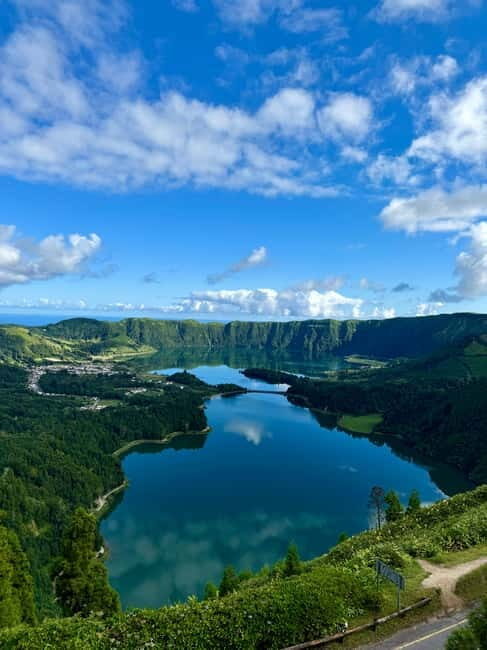 São Miguel Azores: Sete Cidades Guided tour with a local - What Makes This Tour Special?
