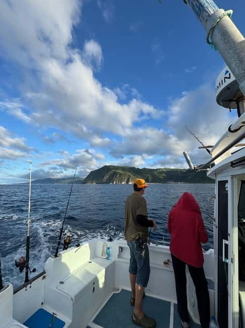 São Miguel: Boat Trip with SUP, Snorkelling & Barbecue - Key Points