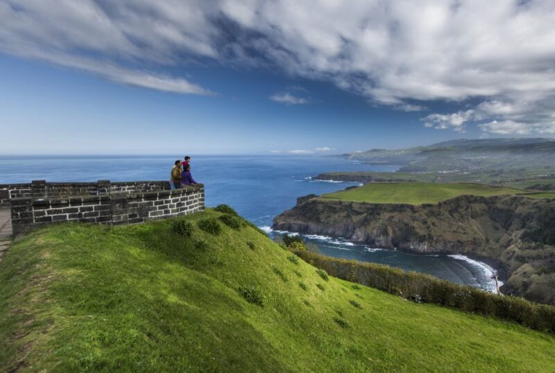 São Miguel East: Full-Day Van Tour with Lunch - What Makes This Tour Special?
