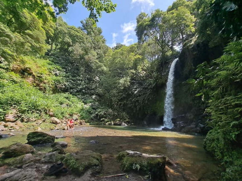 São Miguel: Enchanted Secret Waterfalls Hike, Dive, and Dine - The Sum Up: Is This Tour Right for You?