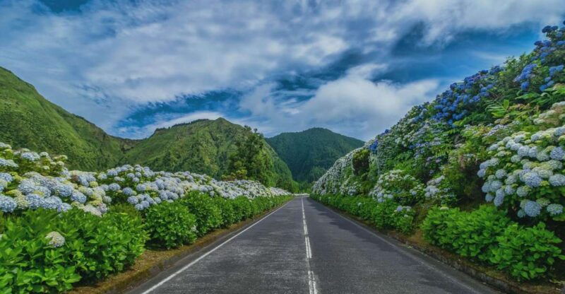 sao-miguel-fogo-lake-hike-with-caldeira-velha-hot-springs