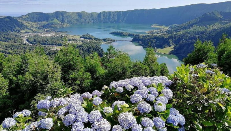 São Miguel Island: Full-Day Lagoa do Fogo/Sete Cidades Tour - Key Points