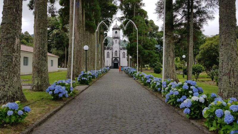 sao-miguel-island-full-day-sete-cidades-tour