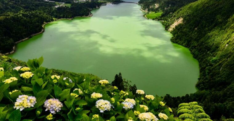 sao-miguel-island-full-day-sete-cidades-tour