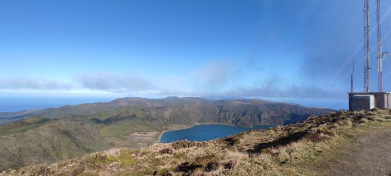 sao-miguel-island-on-jeep