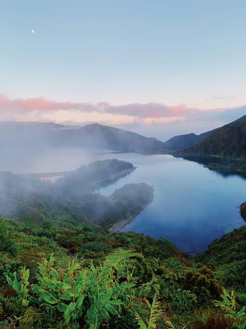 sao-miguel-island-sete-cidades-and-lagoa-do-fogo-tour