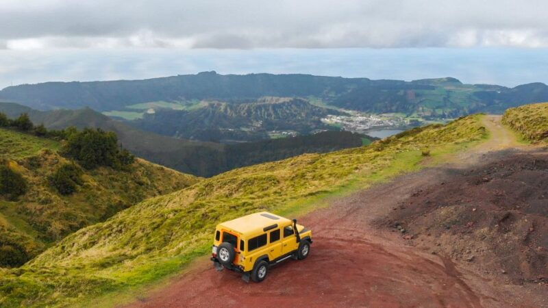 sao-miguel-jeep-tour-to-sete-cidades-lagoa-do-fogo
