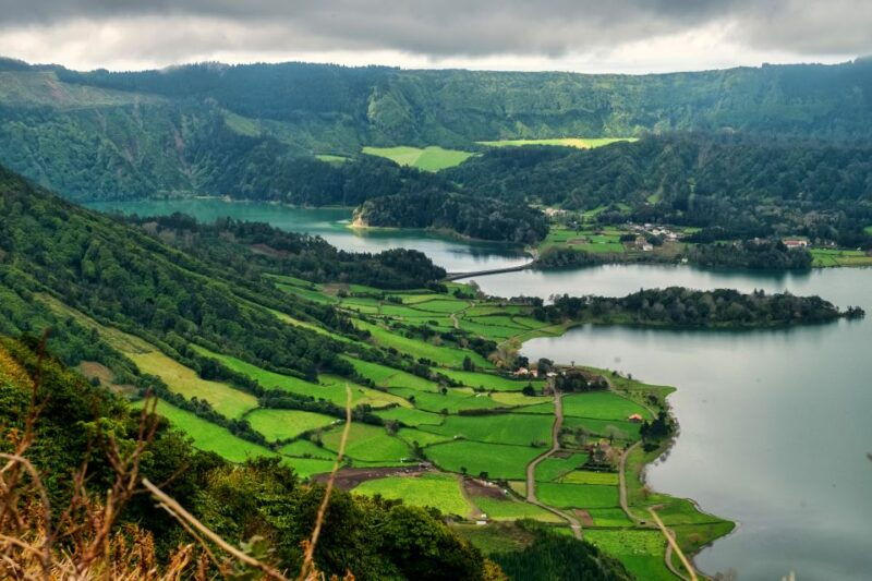 sao-miguel-jeep-tour-to-sete-cidades-lagoa-do-fogo