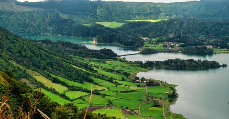 sao-miguel-jeep-tour-to-sete-cidades-lagoa-do-fogo
