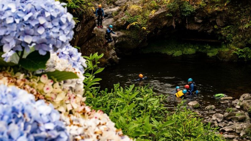 sao-miguel-ribeira-dos-caldeiroes-canyoning-experience