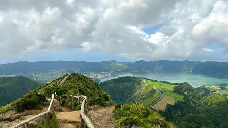 São Miguel: Sete Cidades & Pineapple Plantation Tour - The Lake Walk: A Peaceful Connection to Nature