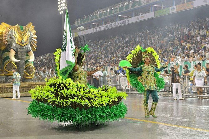 sao-paulo-carnival-parade-from-a-prime-box-with-shuttle-guide-food-drink