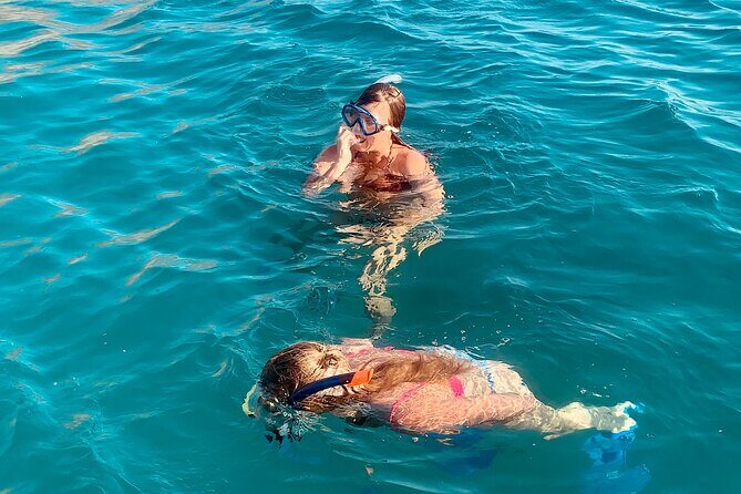 São Pedro experience (hiking & snorkeling with turtles) - Hiking to the Lighthouse