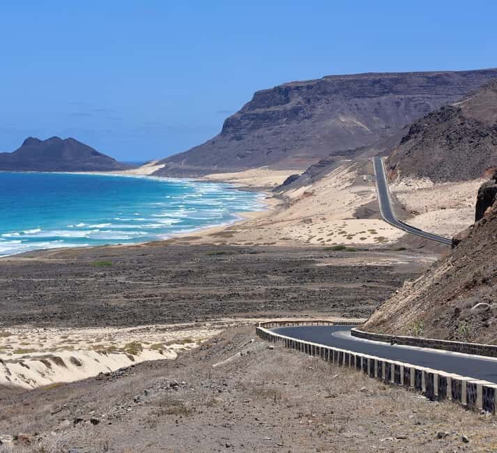 São Vicente Island: Full-Day Tour 4*4 - Introduction to the São Vicente Full-Day Tour