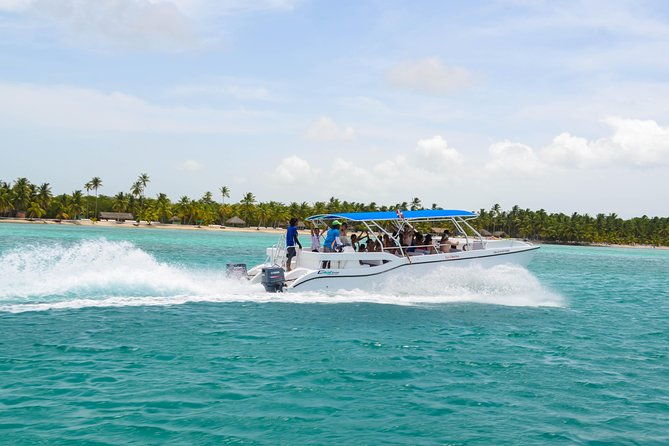 saona-island-day-trip-lobsters-included