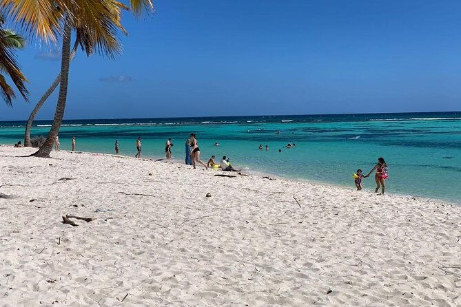 saona-island-for-carnival-cruise-passengers-from-la-romana-port