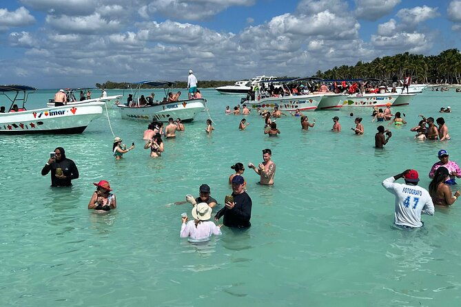 saona-island-full-day-tour-with-buffet-lunch-paella-open-bar