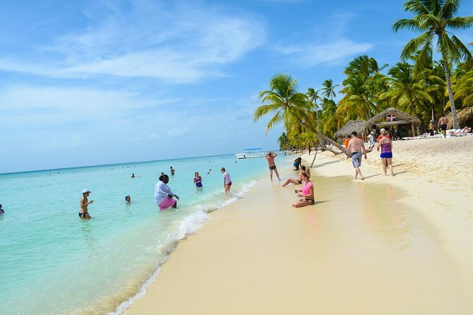 saona-island-tour-private-tranportation