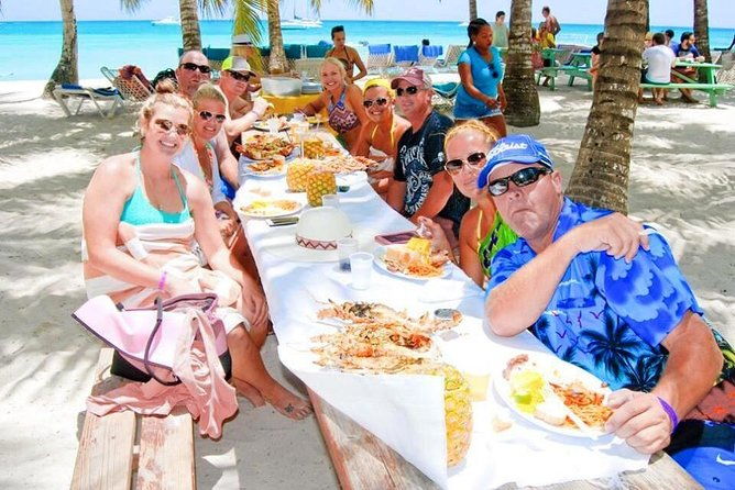 saona-platinum-beach-day