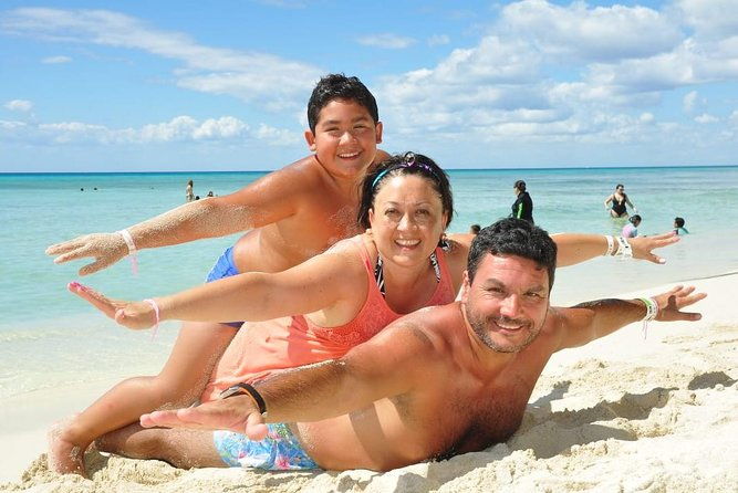 saona-platinum-beach-day