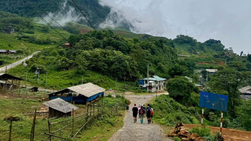 Sapa 2-Day Trekking Tour  Explore Villages & Scenic Trails - The Itinerary Breakdown: What You’ll Experience