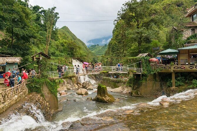 Sapa 2 Days Trek from Hanoi by Shared Bus & Private Tour in Sapa - Day 2: Trekking Through Rice Terraces and Villages
