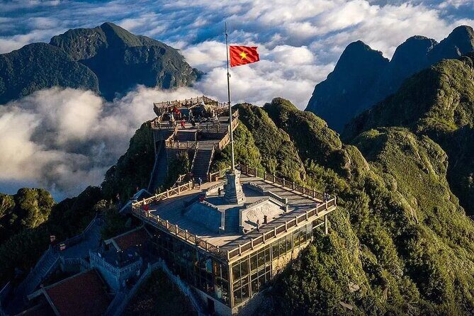 Sapa and Bac Ha Market Exclusive 2D1N tour in 3star hotel - Key Points