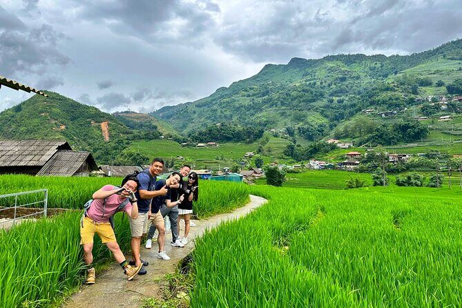 Sapa Half-Day Trekking: Stunning Rice Terraces & Local Village - Lunch and Rest at Ta Van Village