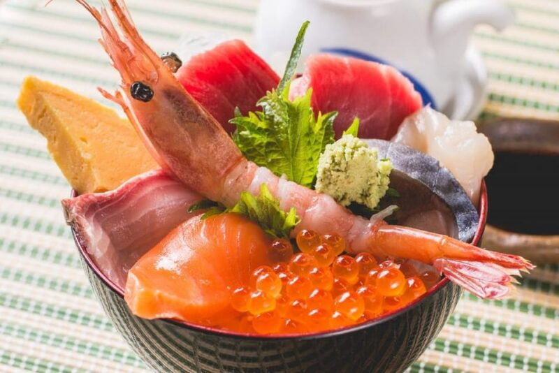 sapporo-guided-lunch-tour-in-nijo-market-in-sosei-east