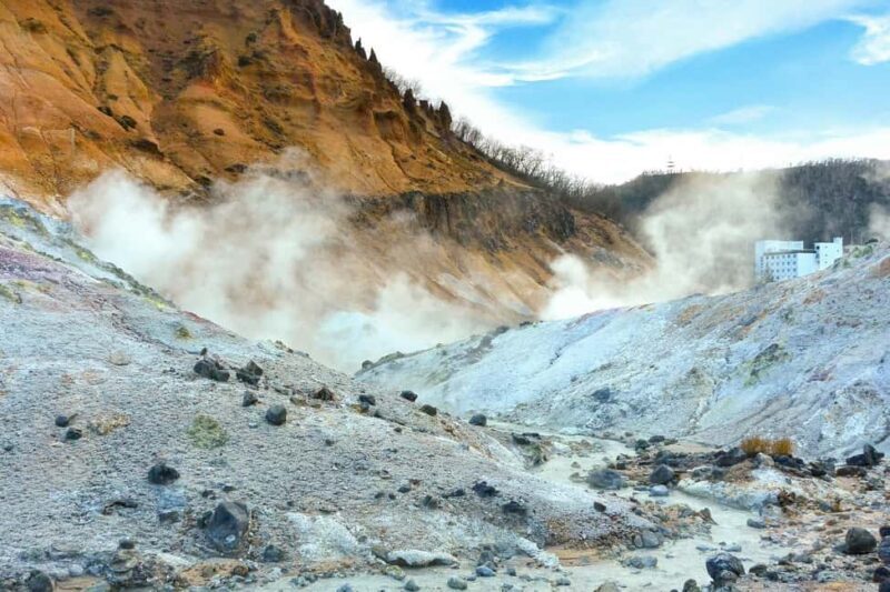 Sapporo: Hell Valley, Oyunuma and Dai-ichi Takimotokan Trip - Key Points