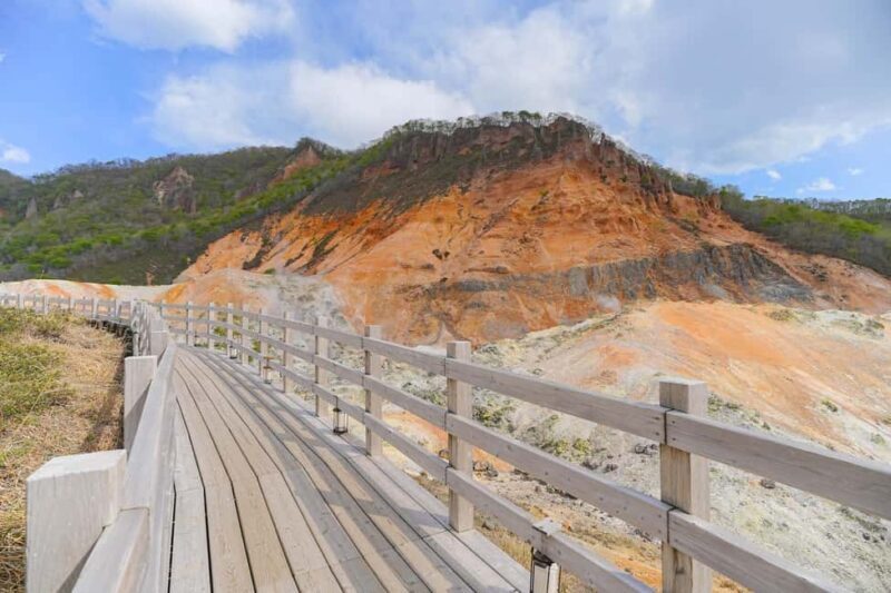 Sapporo: Hell Valley, Oyunuma and Dai-ichi Takimotokan Trip - Who is this tour best suited for?