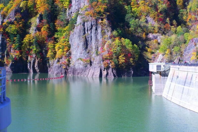 Sapporo in Autumn: Hoheikyo Dam and Hoheikyo Onsen Tour - Exploring the Itinerary in Detail