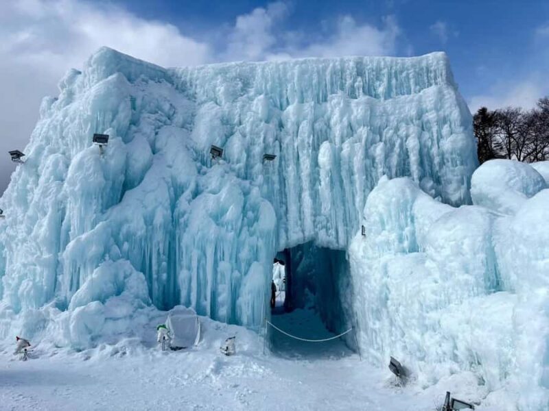 Sapporo: Lake Shikotsu Ice Festival Private Day Trip  Onsen - Exploring the Lake Shikotsu Ice Festival Private Day Trip with Onsen