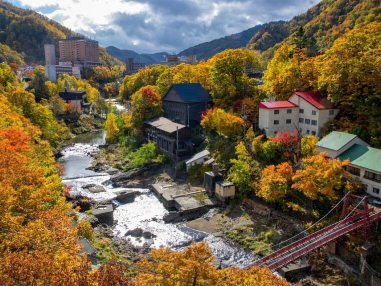 sapporo-the-indigenous-ainu-people-jozankei-walking-tour