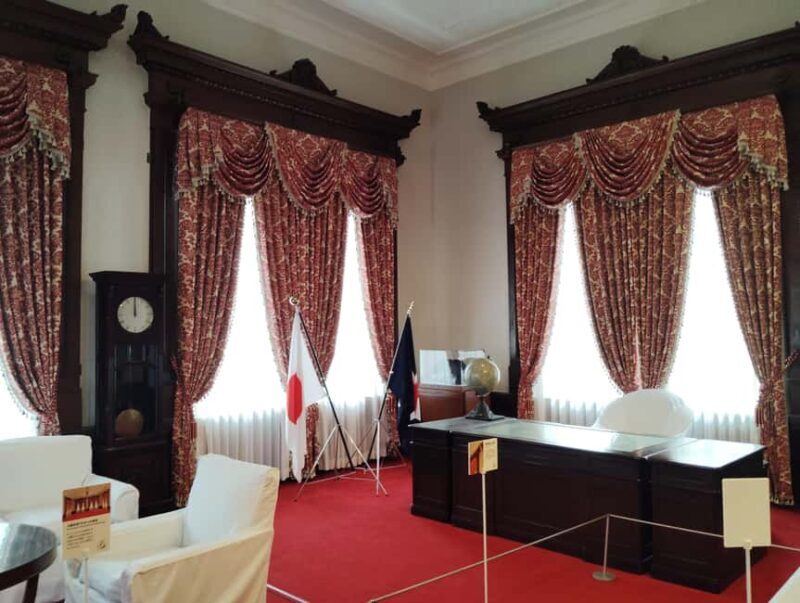 Sapporo: Tour of the Historic Red Brick Government Office - Key Points