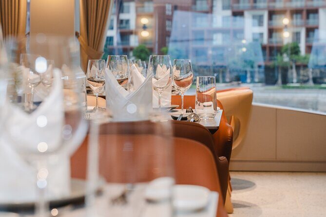 Saquila Yacht Explore Halong Bay or Bai Tu Long Bay - Who Is This Tour Best For?