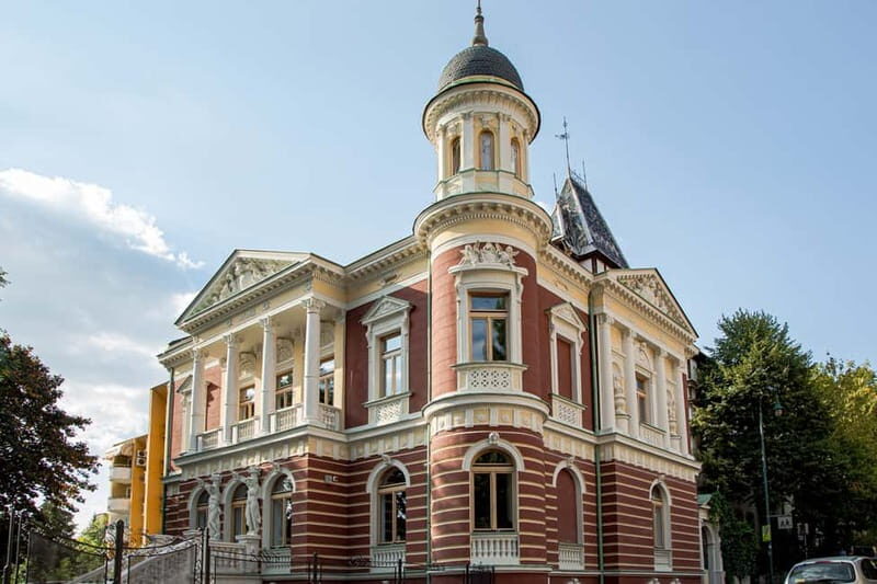 Sarajevo: Cable Car and Olympic Museum Guided Walking Tour - Key Points