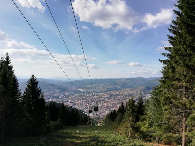 Sarajevo: Cable Car and Olympic Museum Guided Walking Tour - Walking on History and Art