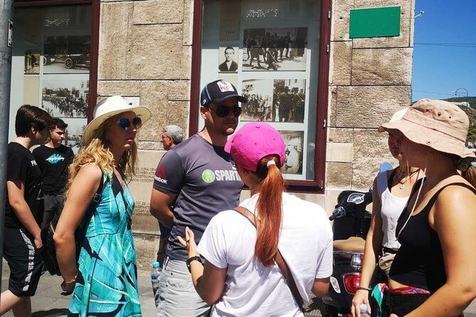sarajevo-genuine-walking-tour-steps-through-history