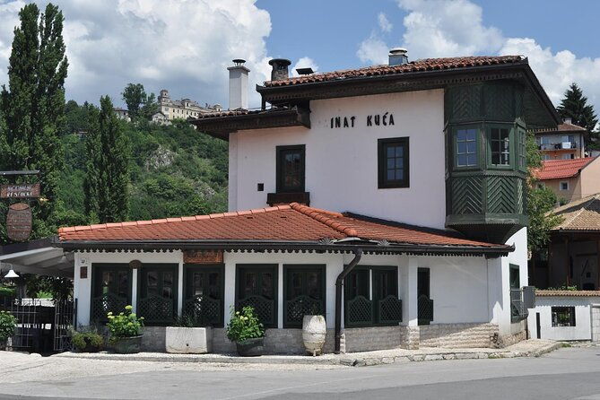 sarajevo-genuine-walking-tour-steps-through-history