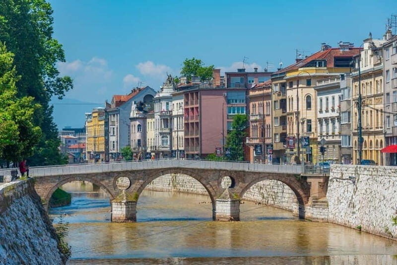 Sarajevo Old Town: Bosnian Ethnic Food & Coffee Walking Tour - Key Points